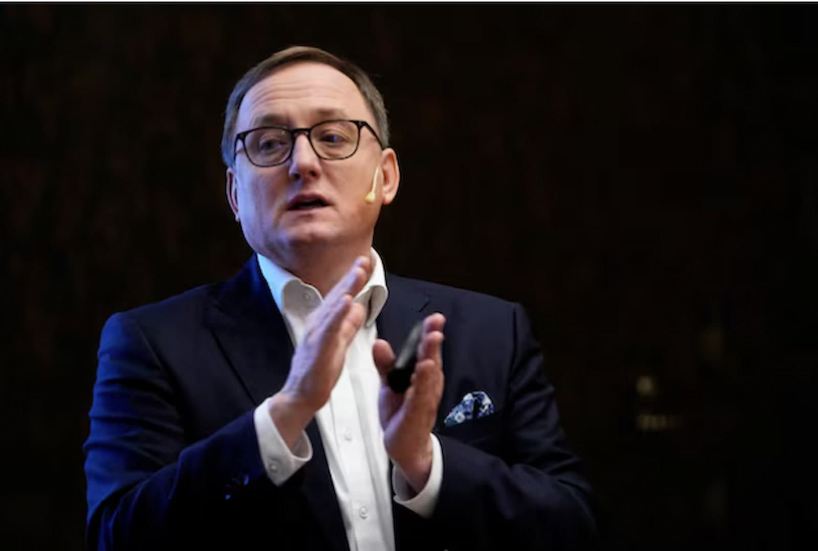 کازاکس: یورو در آستانه رکود؟