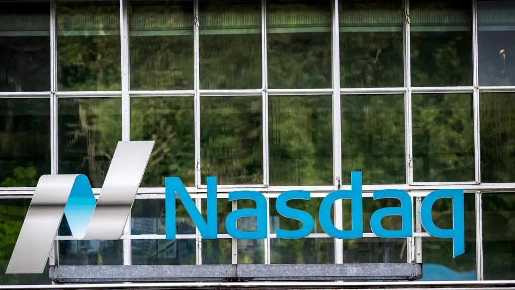 شاخص نزدک: ریزش سهام تکنولوژی، حمایت دولت و تاثیر نرخ بهره